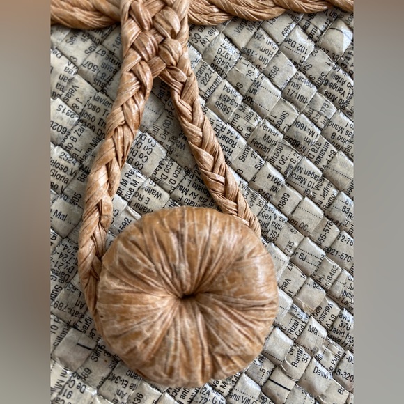 FUJI Eco-Friendly Recycled Material w Straw Shoulder Handbag Zipper Closure Top - Picture 6 of 11